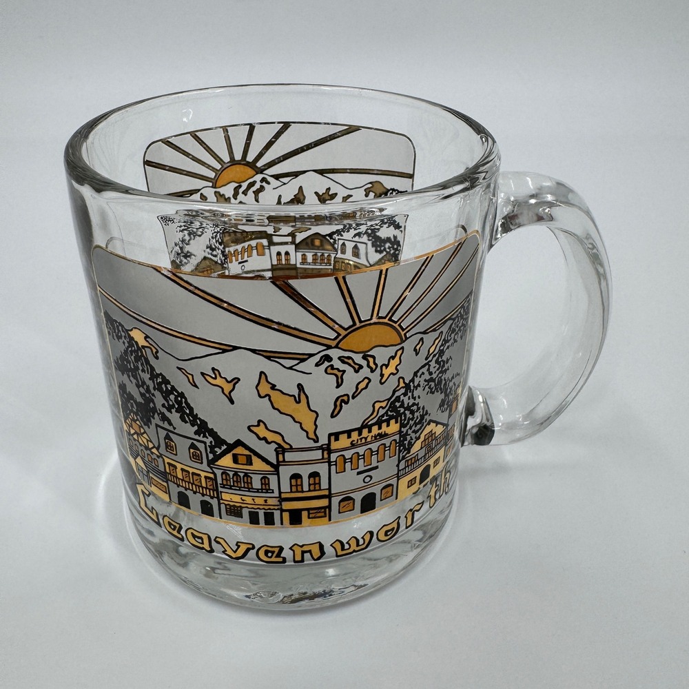 Vintage‎ Leavenworth Washington Glass Mug Scenic Mountain Town Sun Design USA